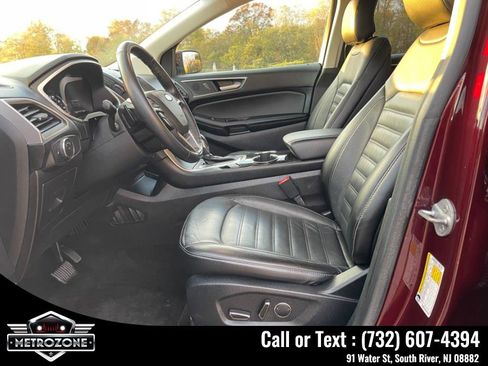 Used 2017 Ford Edge SEL w/ Equipment Group 201A image 19