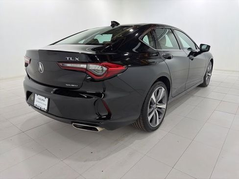 Certified 2023 Acura TLX Advance image 5