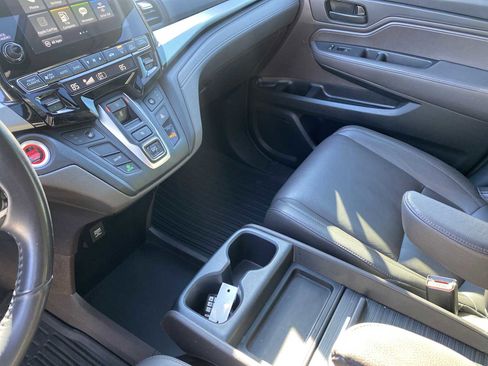 Used 2019 Honda Odyssey EX-L image 16