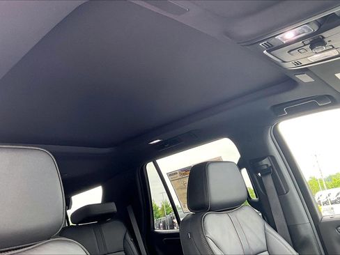 Used 2025 Chevrolet Tahoe RST w/ Comfort Package AWD/4WD image 28