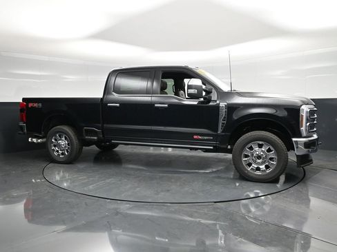 New 2026 Ford F250 King Ranch w/ Chrome Package AWD/4WD image 3