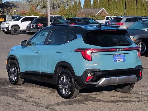 Used 2024 Kia Seltos S image 3