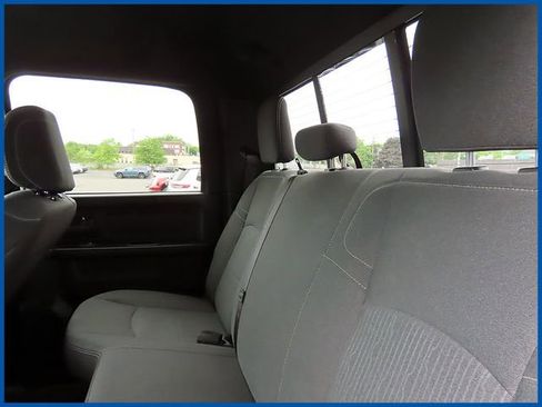 Used 2024 RAM 2500 Tradesman w/ Chrome Appearance Group AWD/4WD image 10