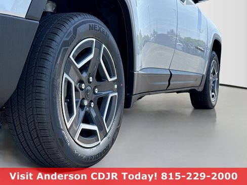 New 2026 Jeep Cherokee Limited AWD/4WD image 13