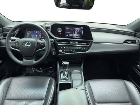 Used 2022 Lexus ES 350 image 16