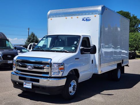 New 2027 Ford E-450 and Econoline 450 Super Duty w/ Power Equipment Group RWD image 3