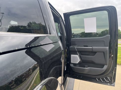 New 2025 Ford F150 Lariat w/ Equipment Group 502A High image 28