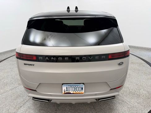 Used 2023 Land Rover Range Rover Sport SE Dynamic image 48
