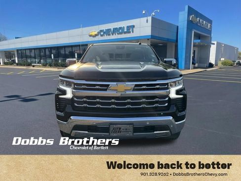 Used 2023 Chevrolet Silverado 1500 LTZ w/ LTZ Premium Package AWD/4WD image 2
