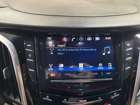 Used 2019 Cadillac Escalade Platinum AWD/4WD image 36