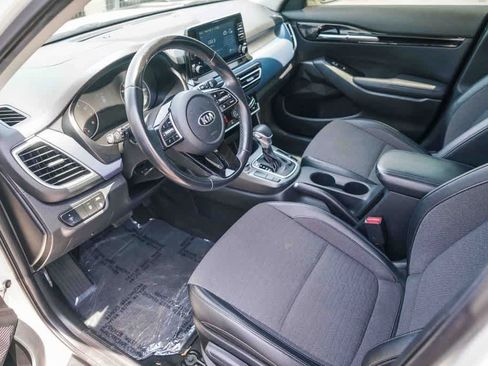 Certified 2021 Kia Seltos S FWD image 16