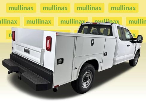 New 2026 Ford F250 XL w/ XL Chrome Package RWD image 16