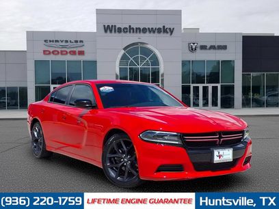 Used 2020 Dodge Charger SXT w/ Blacktop Package