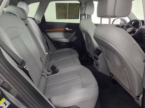 Used 2022 Audi Q5 2.0T Premium Plus AWD/4WD image 32