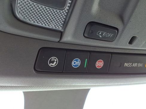 Used 2021 GMC Sierra 2500 4x4 Crew Cab w/ Convenience Package image 27