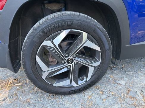 Certified 2024 Hyundai Tucson Limited AWD/4WD image 7