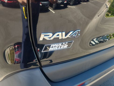 Certified 2019 Toyota RAV4 Limited w/ Advanced Technology Package AWD/4WD image 30