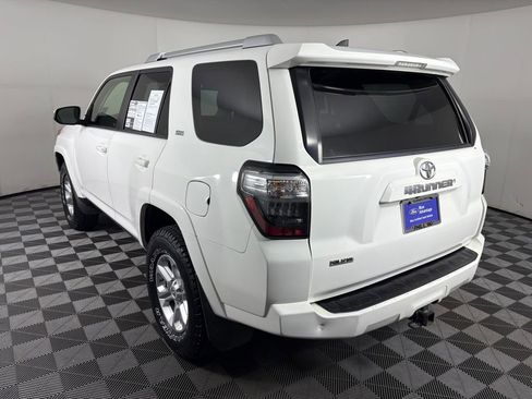 Used 2018 Toyota 4Runner SR5 image 5