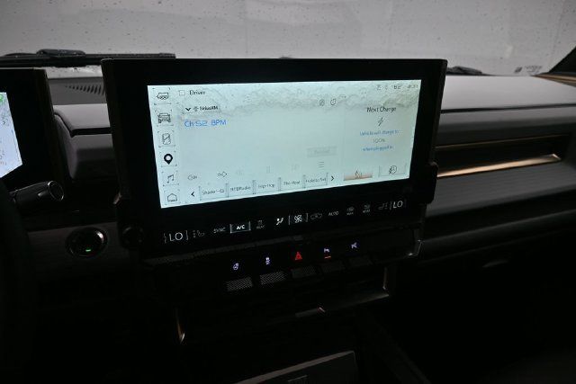 Used 2025 GMC Hummer EV 3X AWD/4WD image 11