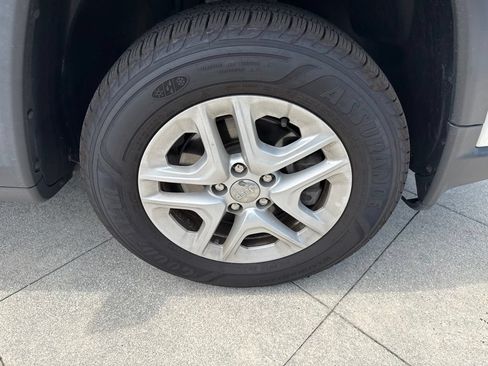 Used 2019 Jeep Compass Sport AWD/4WD image 19