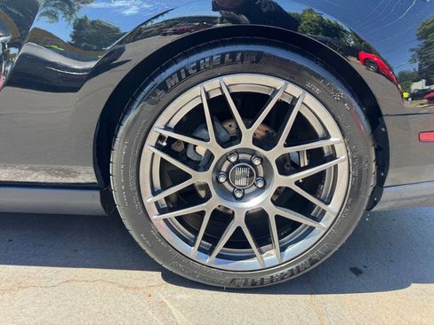 Used 2010 Ford Mustang GT Premium RWD image 15