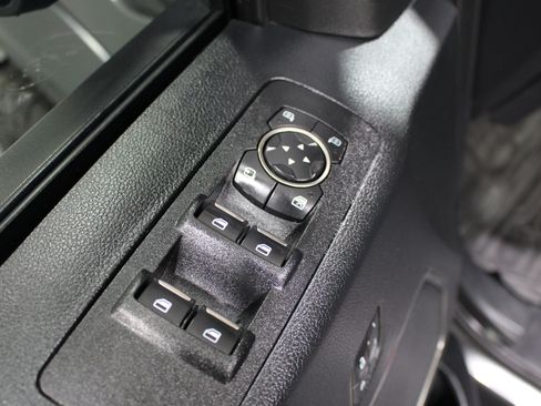 Used 2019 Ford F150 Raptor w/ Equipment Group 802A Luxury AWD/4WD image 7