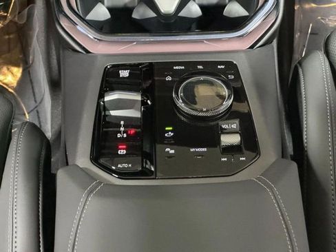 Used 2026 BMW X3 xDrive30 w/ Convenience Package AWD/4WD image 24