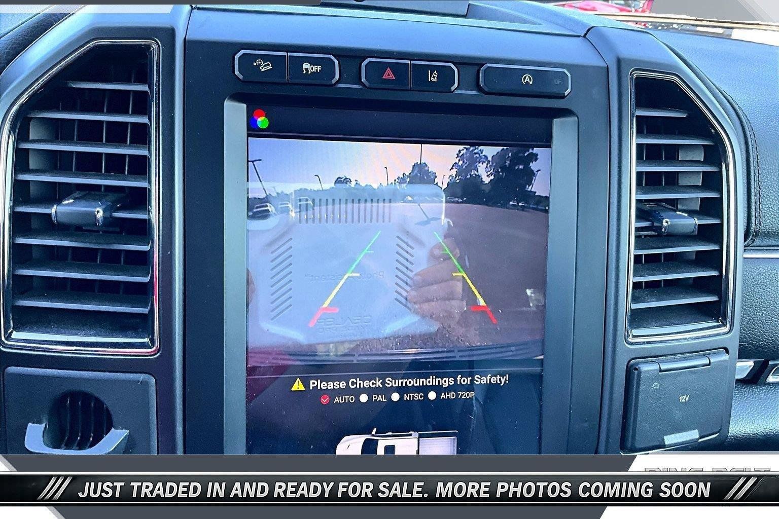 Used 2020 Ford Expedition Max Limited AWD/4WD image 14