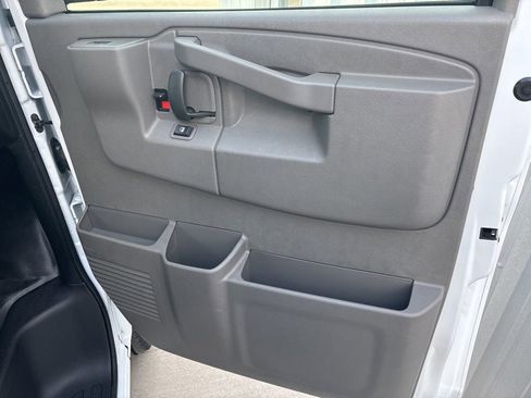 New 2025 Chevrolet Express 2500 w/ Driver Convenience Package image 34