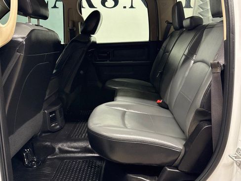 Used 2019 RAM 3500 Tradesman w/ Chrome Appearance Group image 31
