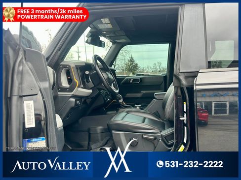 Used 2022 Ford Bronco Badlands w/ Sasquatch Package AWD/4WD image 13