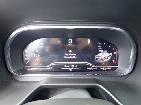 Used 2024 GMC Yukon SLT AWD/4WD image 30