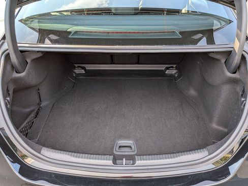 Used 2025 Mercedes-Benz C 300 Sedan image 31