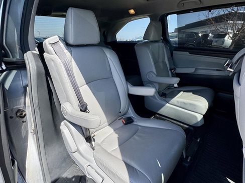 Used 2018 Honda Odyssey EX-L image 14