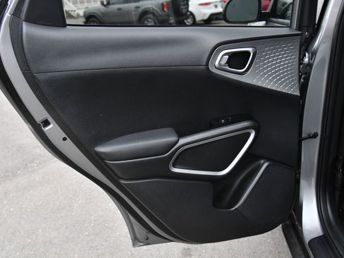 Used 2024 Kia Soul LX w/ Option Group 015 image 28