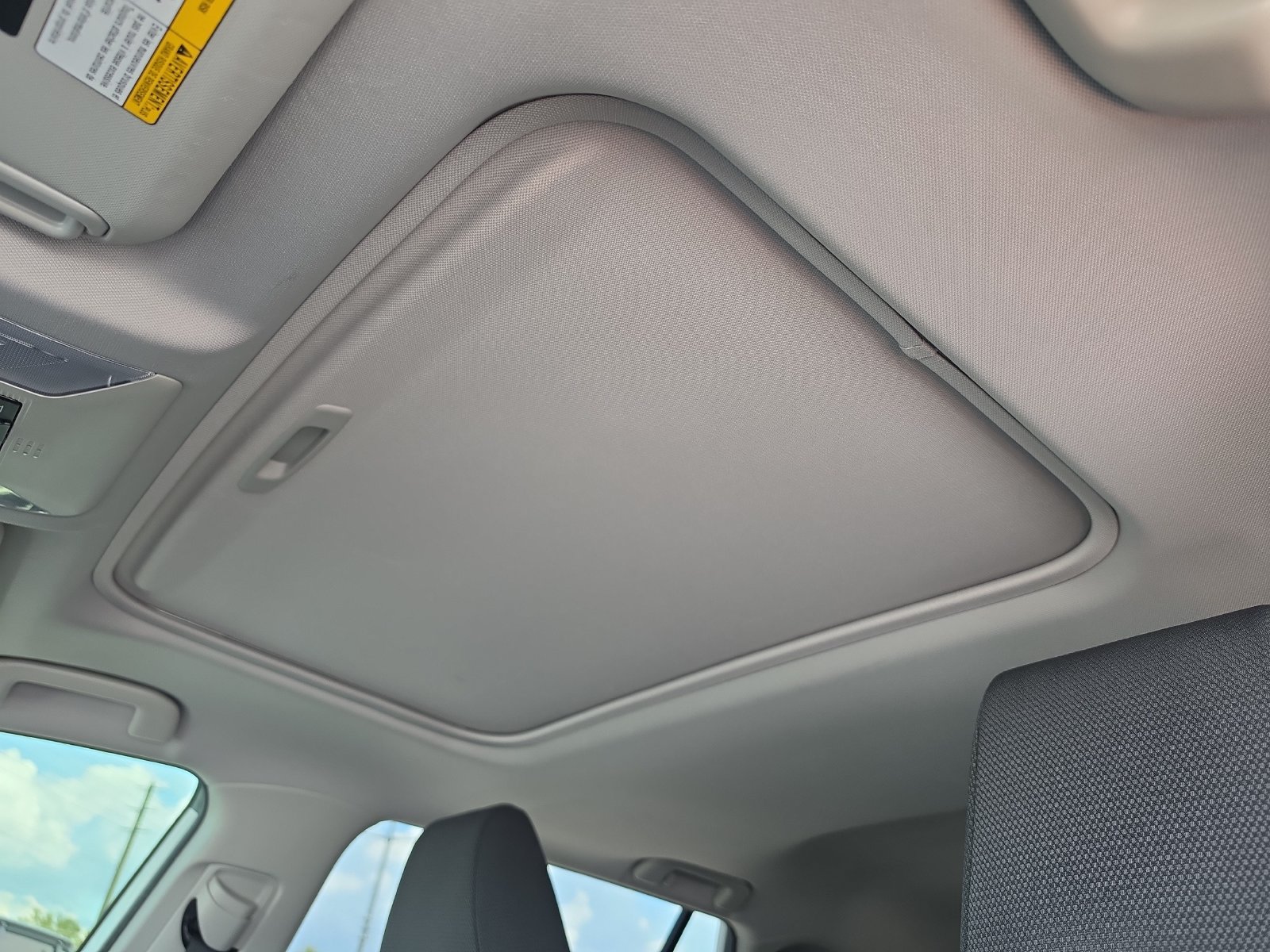 Used 2019 Toyota RAV4 XLE w/ Convenience Package AWD/4WD image 17