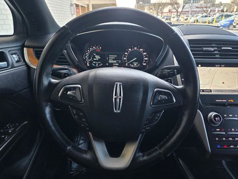 Used 2017 Lincoln MKC Reserve w/ Lincoln MKC Climate Package AWD/4WD image 18