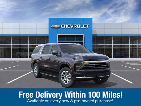 New 2026 Chevrolet Suburban LT image 1