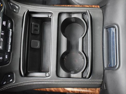 Used 2020 Chevrolet Suburban Premier w/ RST 6.2L Performance Edition image 18