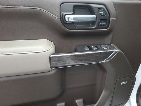 Used 2020 Chevrolet Silverado 1500 LTZ w/ LTZ Premium Package image 12