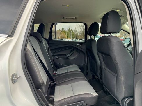 Used 2014 Ford Escape SE image 12