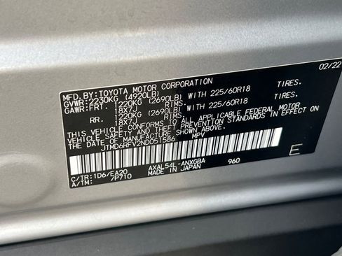 Certified 2022 Toyota RAV4 Limited AWD/4WD image 31