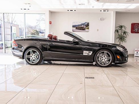Used 2011 Mercedes-Benz SL 63 AMG w/ Premium I Pkg image 10