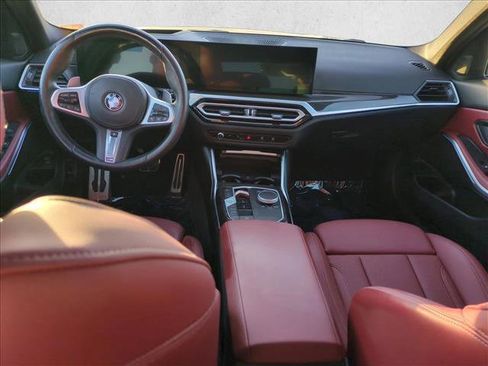 Certified 2023 BMW 330i Sedan w/ M Sport Package image 19