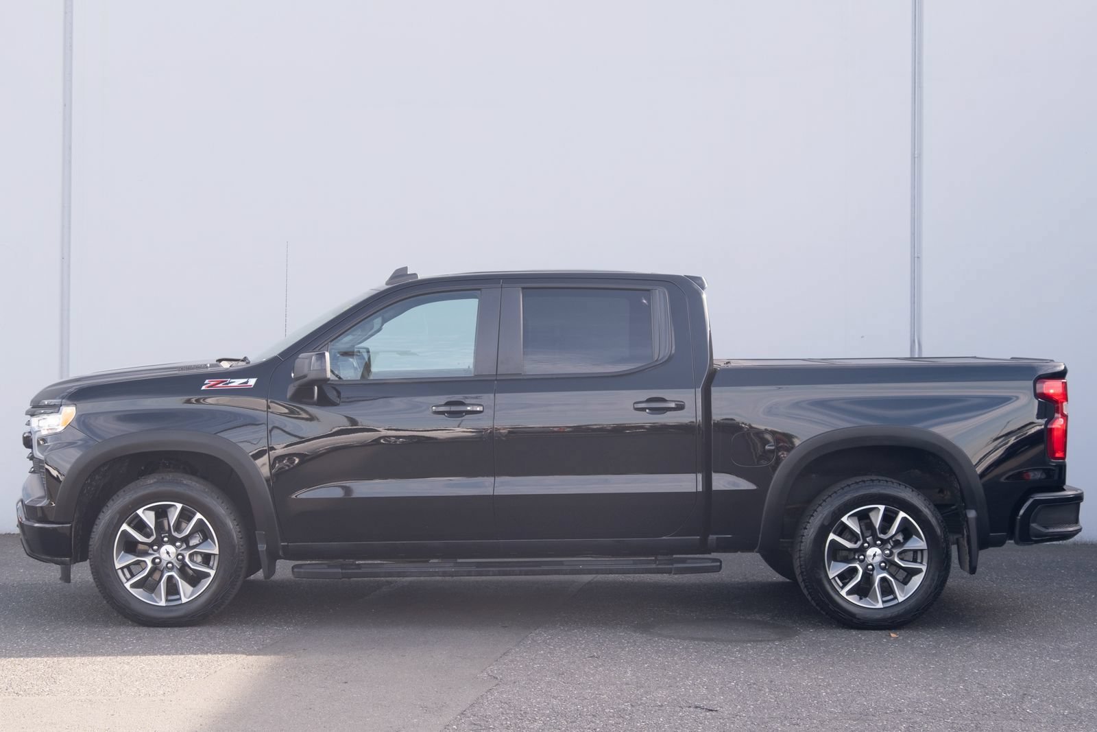 Used 2024 Chevrolet Silverado 1500 RST w/ Z71 Off-Road Package AWD/4WD image 24
