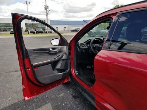 Used 2023 Ford Escape ST-Line Elite AWD/4WD image 11