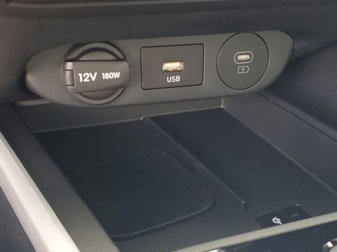 New 2026 Hyundai Elantra Limited image 31