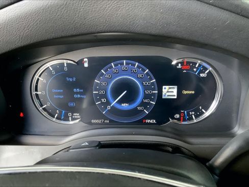 Used 2018 Cadillac Escalade Luxury AWD/4WD image 26
