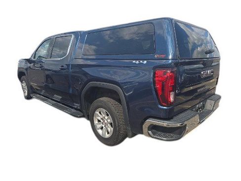 Used 2022 GMC Sierra 1500 SLE w/ Driver Alert Package II AWD/4WD image 4