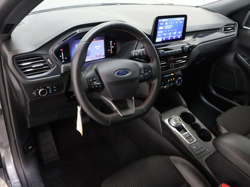 Used 2025 Ford Escape ST-Line w/ Equipment Group 301A FWD image 13